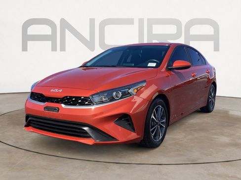 Used 2023 Kia Forte LXS FWD image 7