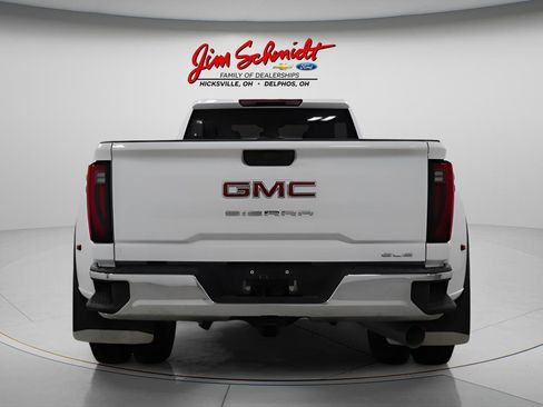 Used 2025 GMC Sierra 3500 SLE w/ SLE Convenience Package image 6