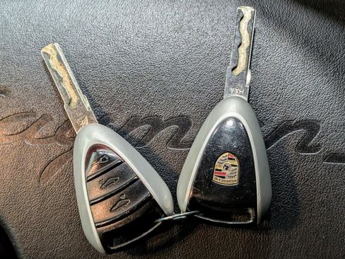 Used 2006 Porsche Cayman S image 33