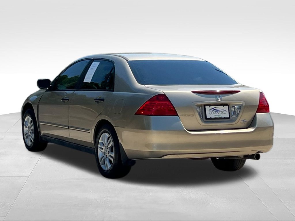 Used 2006 Honda Accord VP image 9