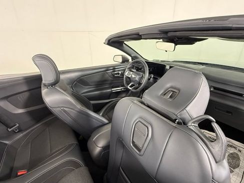 Used 2024 Ford Mustang Convertible RWD image 27