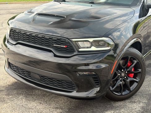 Used 2023 Dodge Durango R/T w/ Tow 'N Go Package AWD/4WD image 8
