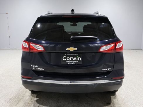 Used 2020 Chevrolet Equinox LT image 3