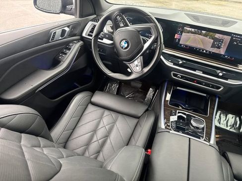 Used 2024 BMW X5 xDrive40i w/ Parking Assistance Package image 24