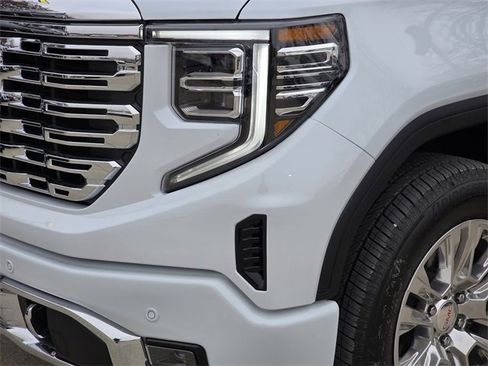 Used 2026 GMC Sierra 1500 Denali image 6