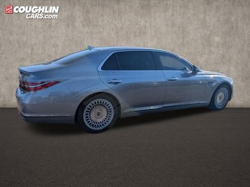 Used 2021 Genesis G90 5.0 Ultimate image 8