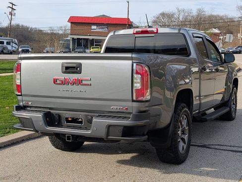 Used 2022 GMC Canyon AT4 image 9