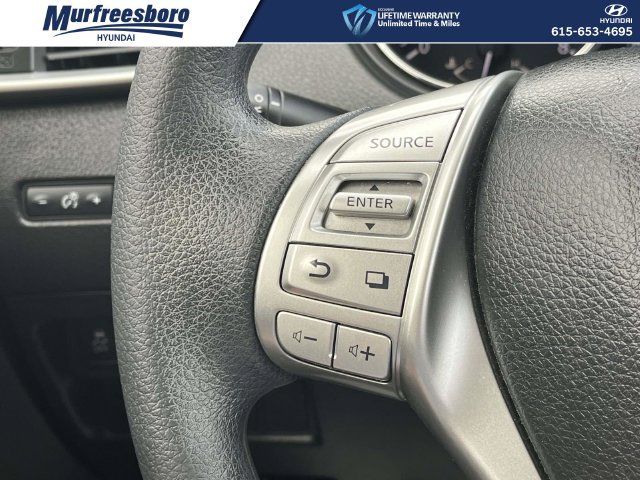 Used 2015 Nissan Rogue SV w/ SV Premium Package FWD image 27