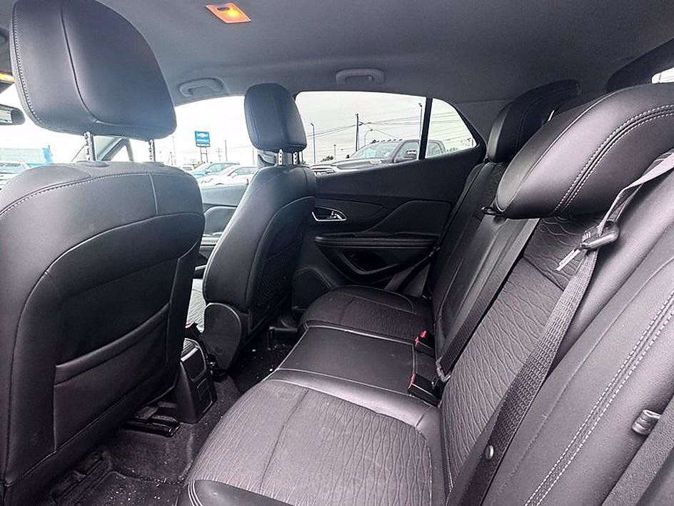 Used 2015 Buick Encore FWD image 9
