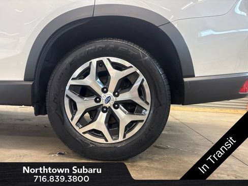 Used 2020 Subaru Forester Premium AWD/4WD image 24