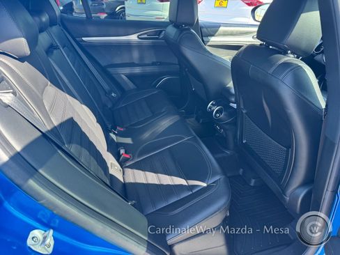 Used 2023 Alfa Romeo Stelvio Veloce AWD/4WD image 29