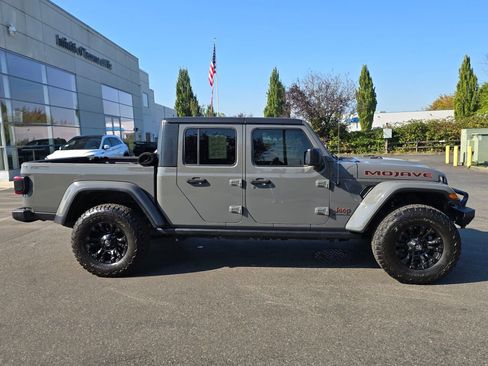 Used 2021 Jeep Gladiator Mojave image 8