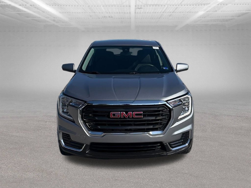 Used 2024 GMC Terrain SLE AWD/4WD image 9