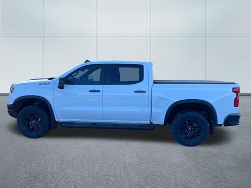 Used 2024 Chevrolet Silverado 1500 ZR2 w/ Technology Package image 7