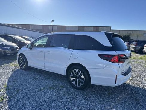 New 2026 Honda Odyssey EX-L image 2