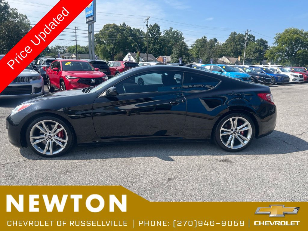 Used 2012 Hyundai Genesis 3.8 RWD image 27