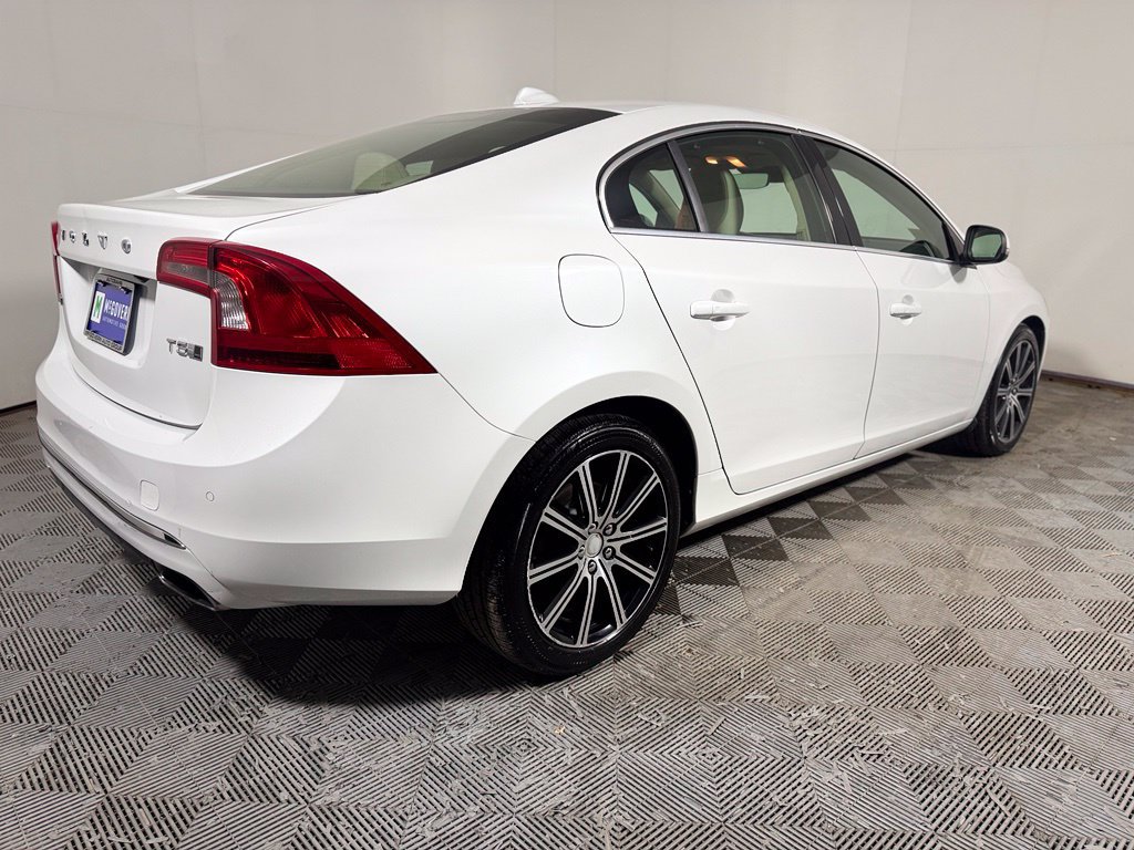 Used 2018 Volvo S60 T5 Inscription Platinum AWD/4WD image 7