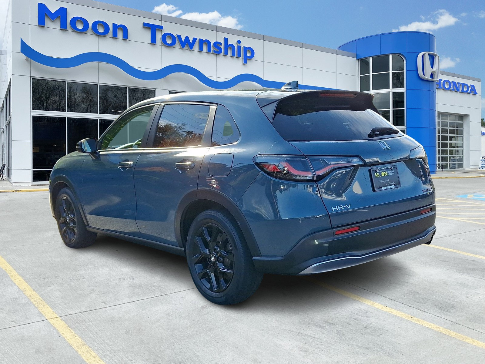 Used 2024 Honda HR-V Sport image 4