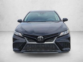 Used 2022 Toyota Camry SE w/ Carpet Mat Package (TMS) video 2