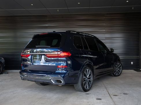 Used 2022 BMW X7 xDrive40i w/ M Sport Package AWD/4WD image 7