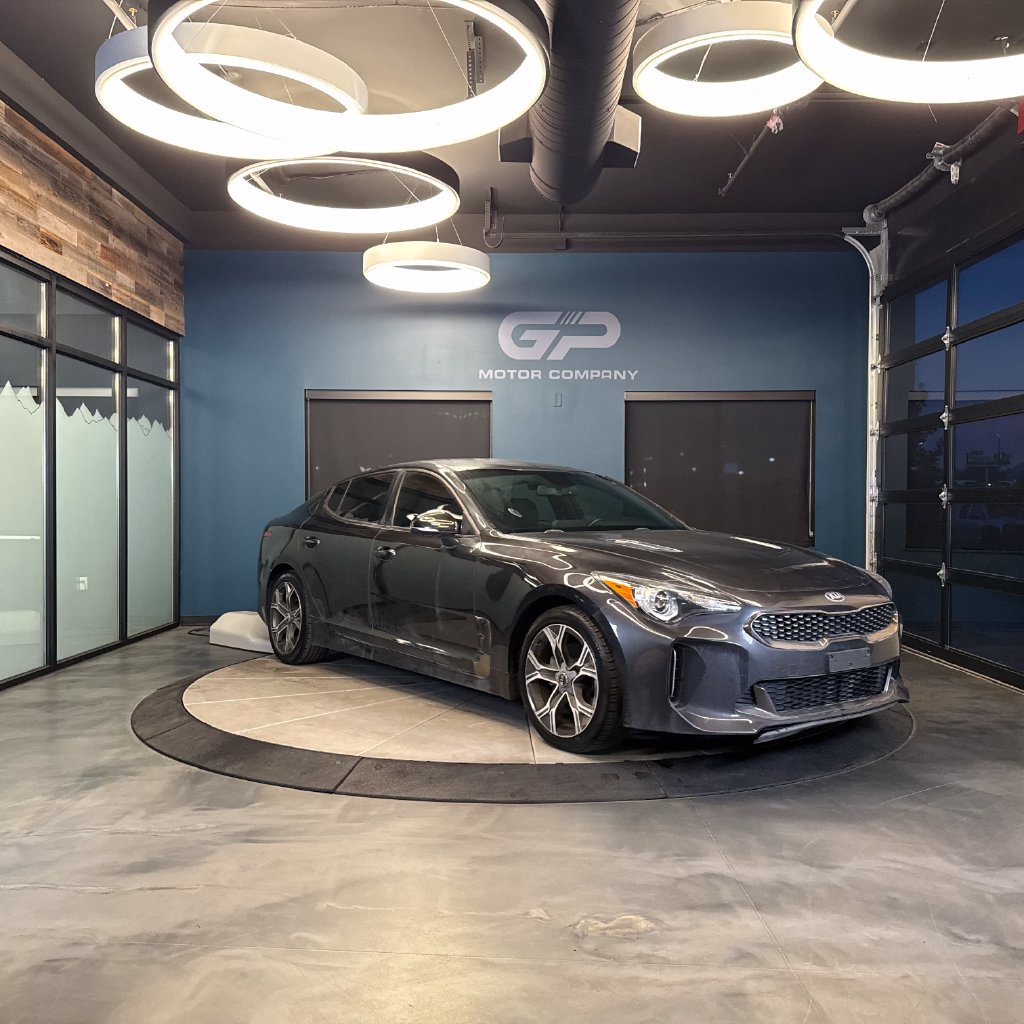 Used 2020 Kia Stinger GT-Line RWD image 1