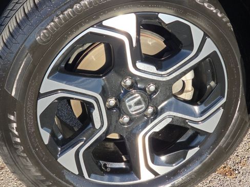 Used 2018 Honda CR-V Touring image 11