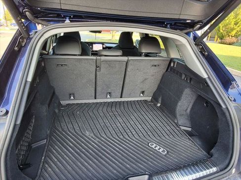 Used 2025 Audi Q5 Premium Plus w/ Premium Plus AWD/4WD image 10