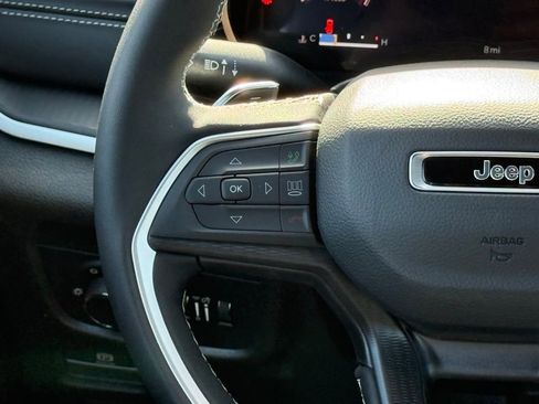 New 2026 Jeep Grand Cherokee Laredo X image 23