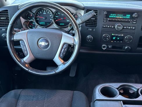 Used 2010 Chevrolet Silverado 1500 LT w/ Power Pack Plus AWD/4WD image 13