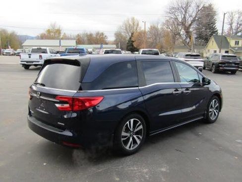 Used 2022 Honda Odyssey Touring image 4