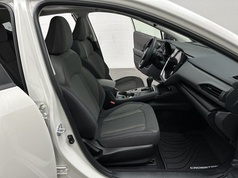 Used 2025 Subaru Crosstrek 2.5i Premium AWD/4WD image 21