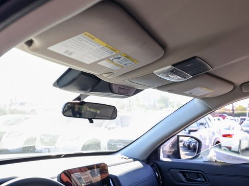 New 2025 Nissan Pathfinder SV image 13