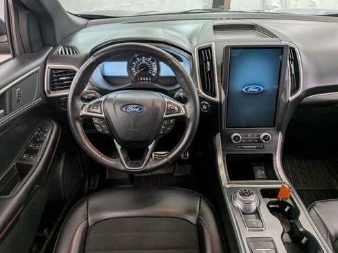 Certified 2023 Ford Edge ST-Line image 24