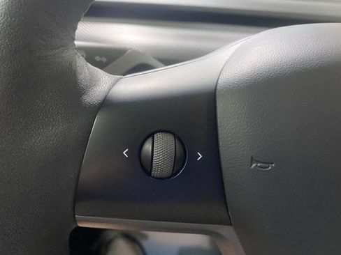 Used 2022 Tesla Model 3 Long Range AWD/4WD image 22