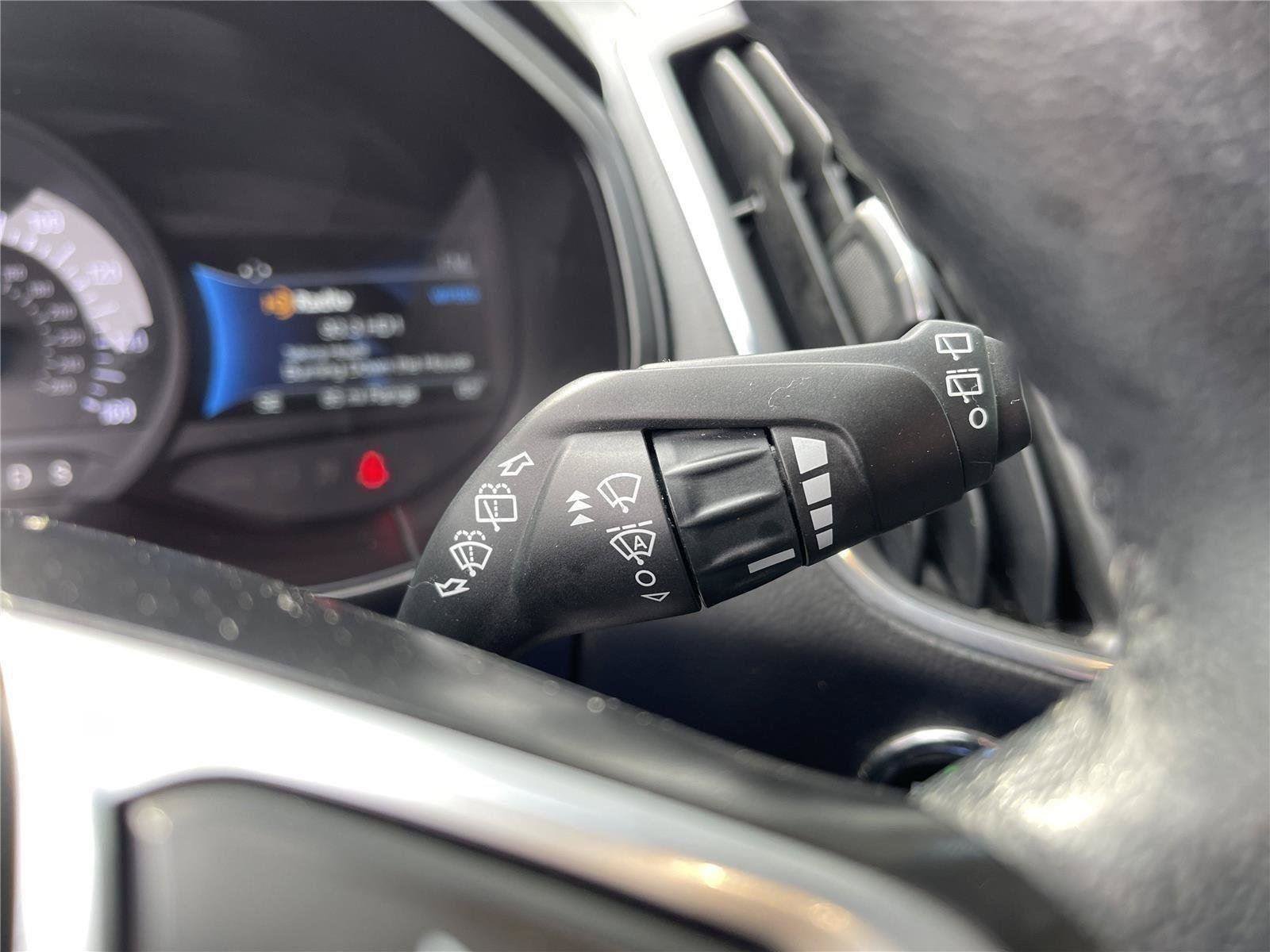 Used 2024 Ford Edge Titanium AWD/4WD image 22