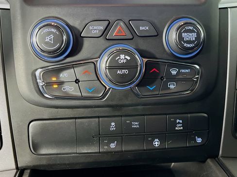 Used 2022 RAM 1500 Warlock AWD/4WD image 23