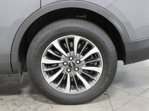 Used 2022 Lincoln Nautilus Reserve AWD/4WD image 18