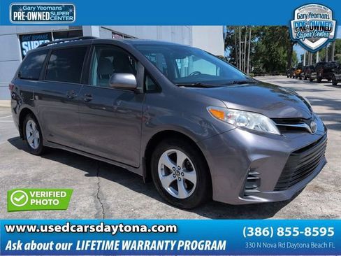 Used 2018 Toyota Sienna LE FWD image 1