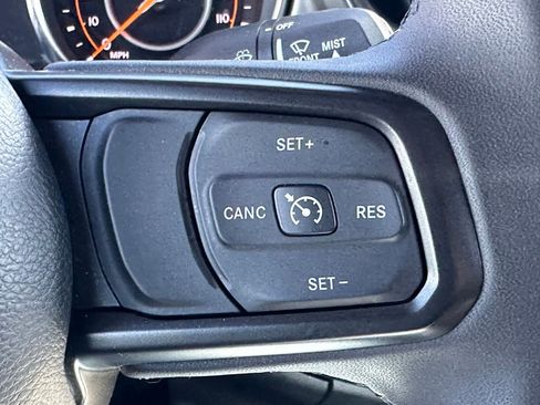 Used 2023 Jeep Wrangler Sport S image 22