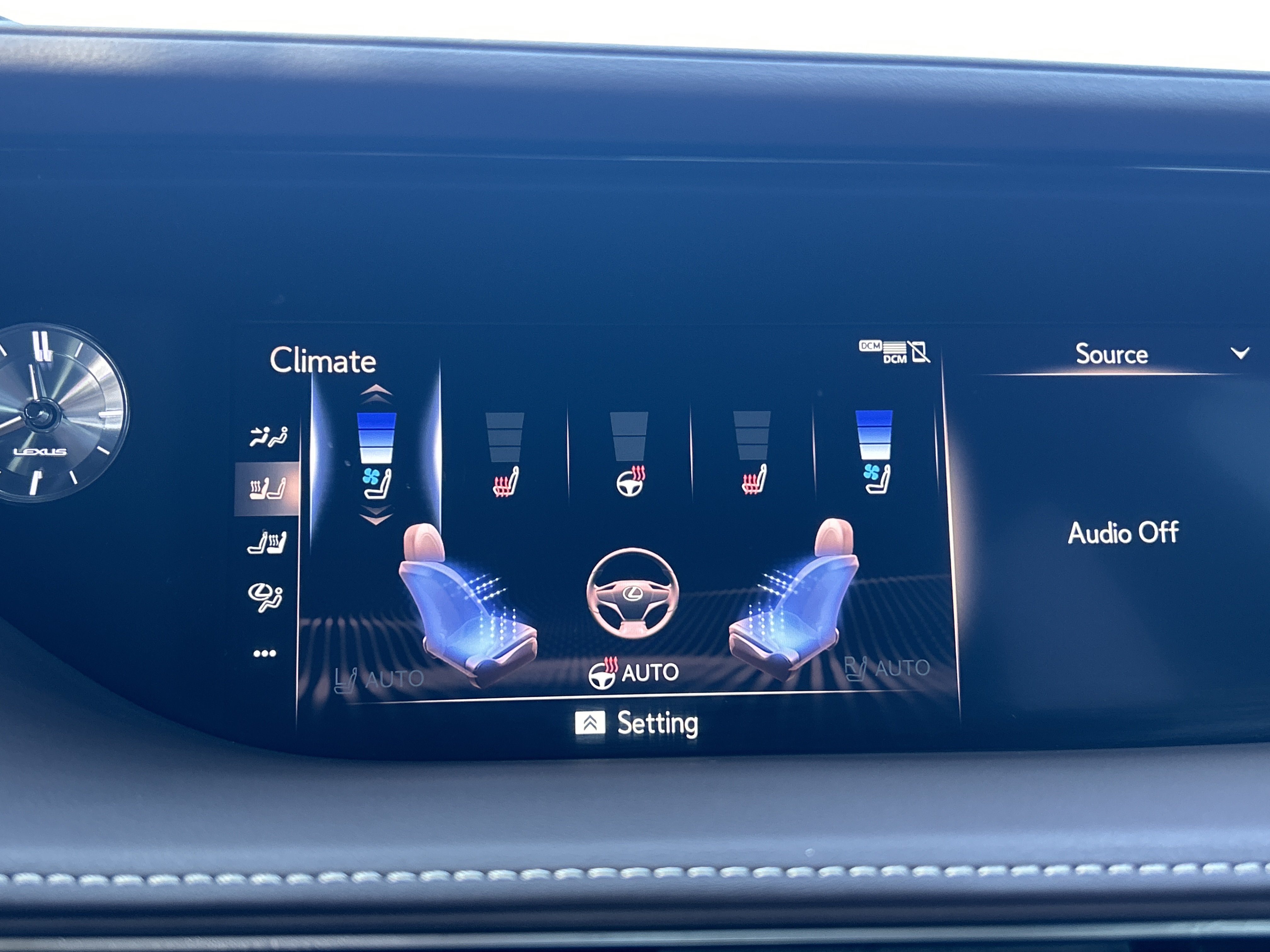 Used 2018 Lexus LS 500 w/ Interior Upgrade Package RWD image 25