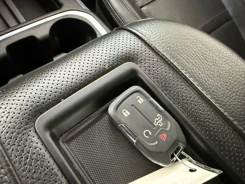 Used 2021 GMC Sierra 2500 Denali AWD/4WD image 30