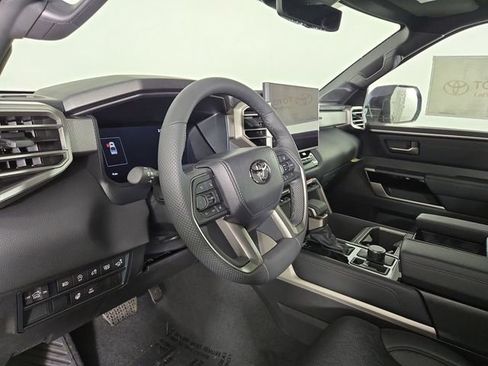 New 2025 Toyota Tundra Limited image 13