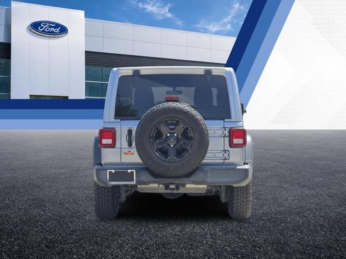 Used 2021 Jeep Wrangler Unlimited Sport w/ Sun And Sound Package AWD/4WD image 4