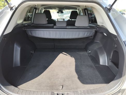 Used 2020 Toyota RAV4 XLE image 7