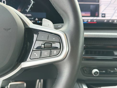 Used 2025 BMW 430i Coupe w/ M Sport Package image 38