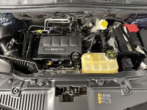 Used 2018 Chevrolet Trax LS w/ LPO, Protection Package FWD image 10