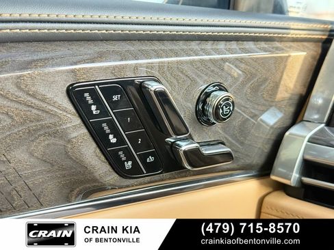 Used 2026 Cadillac Escalade IQL Luxury AWD/4WD image 21