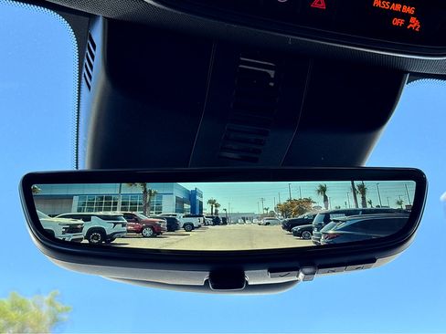 New 2026 Chevrolet Traverse LT w/ Driver Confidence Package FWD image 32