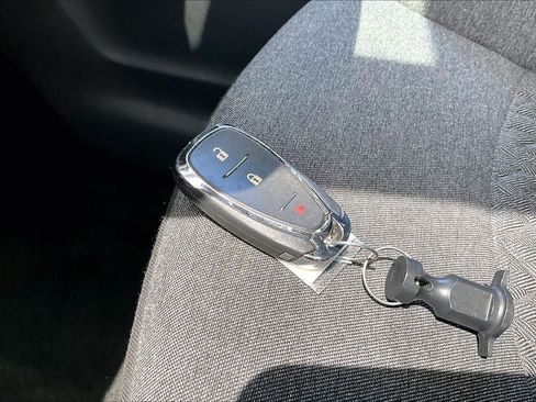 Used 2023 Chevrolet Equinox LT FWD image 14