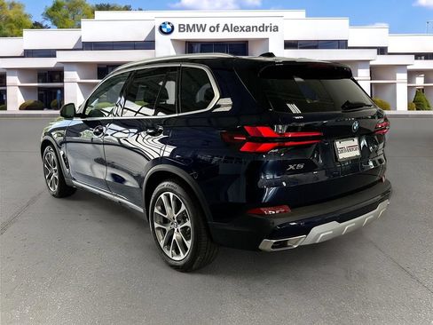 New 2026 BMW X5 xDrive50e w/ Executive Package AWD/4WD image 5